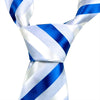 Breite Krawatte mit königsblauen Streifen in Weiss