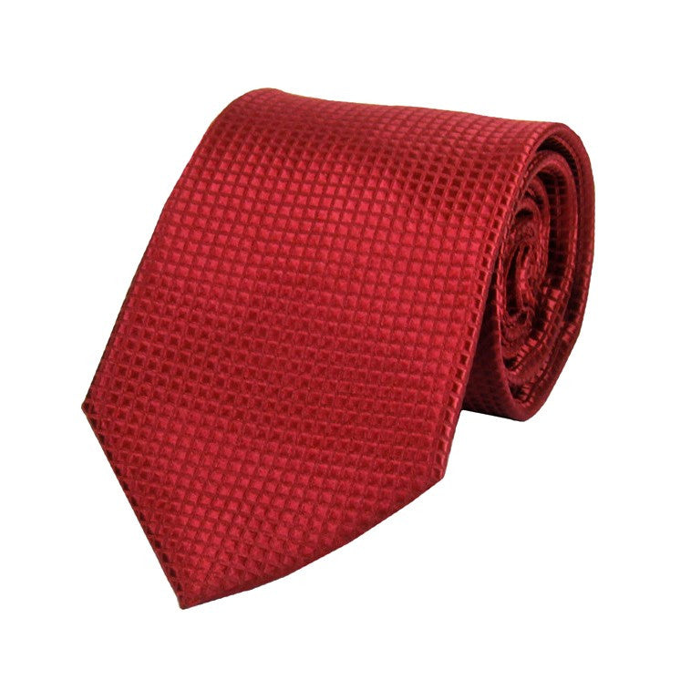 Breite Krawatte in Karminrot